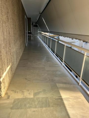 אתונה Spacious And Sunny Appartment In Cholargos מראה חיצוני תמונה