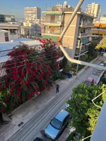 אתונה Spacious And Sunny Appartment In Cholargos מראה חיצוני תמונה
